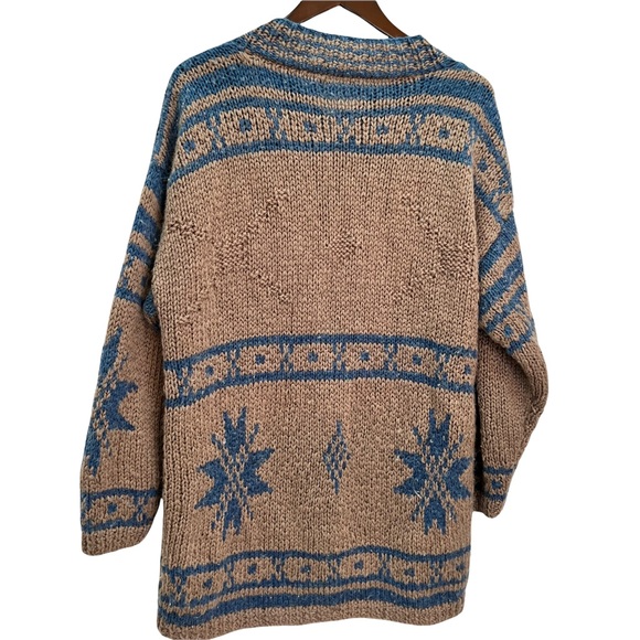 ♥️SOLD♥️RARE! Vintage Handmade Hand Knit Brown Wool Button Front Cardigan - Picture 4 of 7